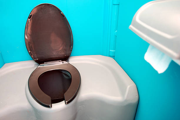 Best Best portable toilet rental  in Charlotte, TN